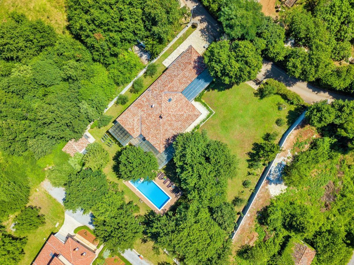 Holiday Home Sarita Šišan Exterior foto